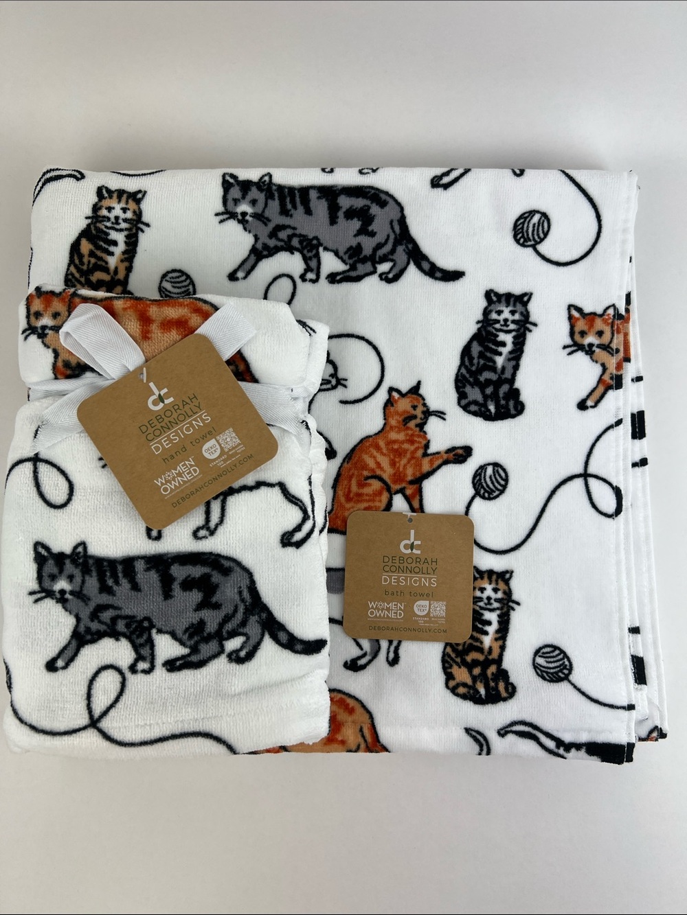 Deborah Connolly Bath Towels Playful Cat Design Soft Cotton Velour 3 Pc Set NEW